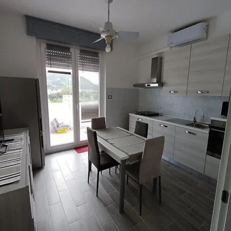 Attico Panoramico Albenga-appartamento